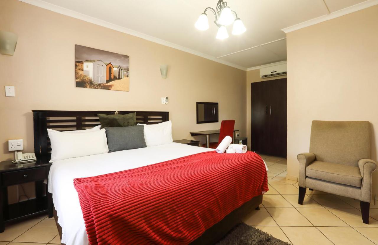 Nongoma Lodge & Inn Cc Buitenkant foto