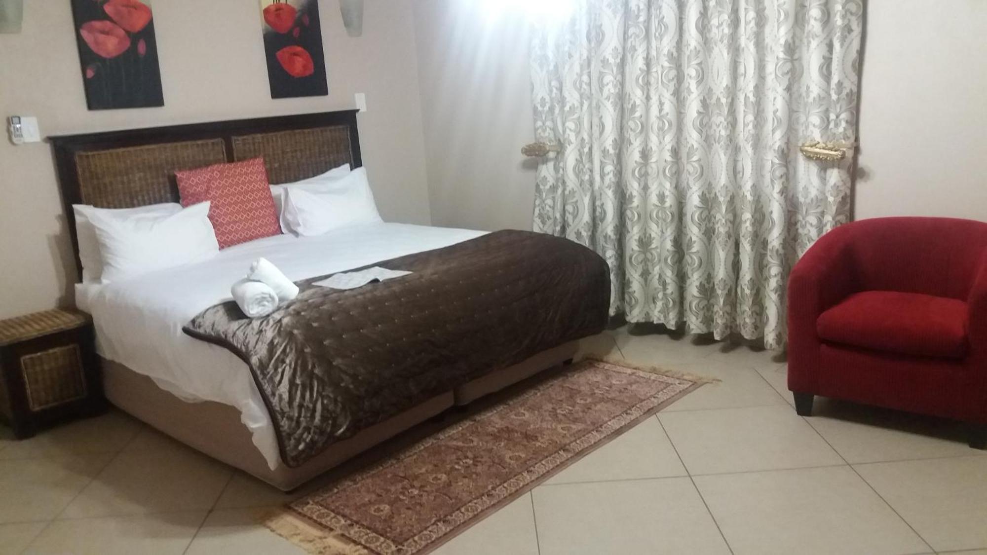 Nongoma Lodge & Inn Cc Kamer foto