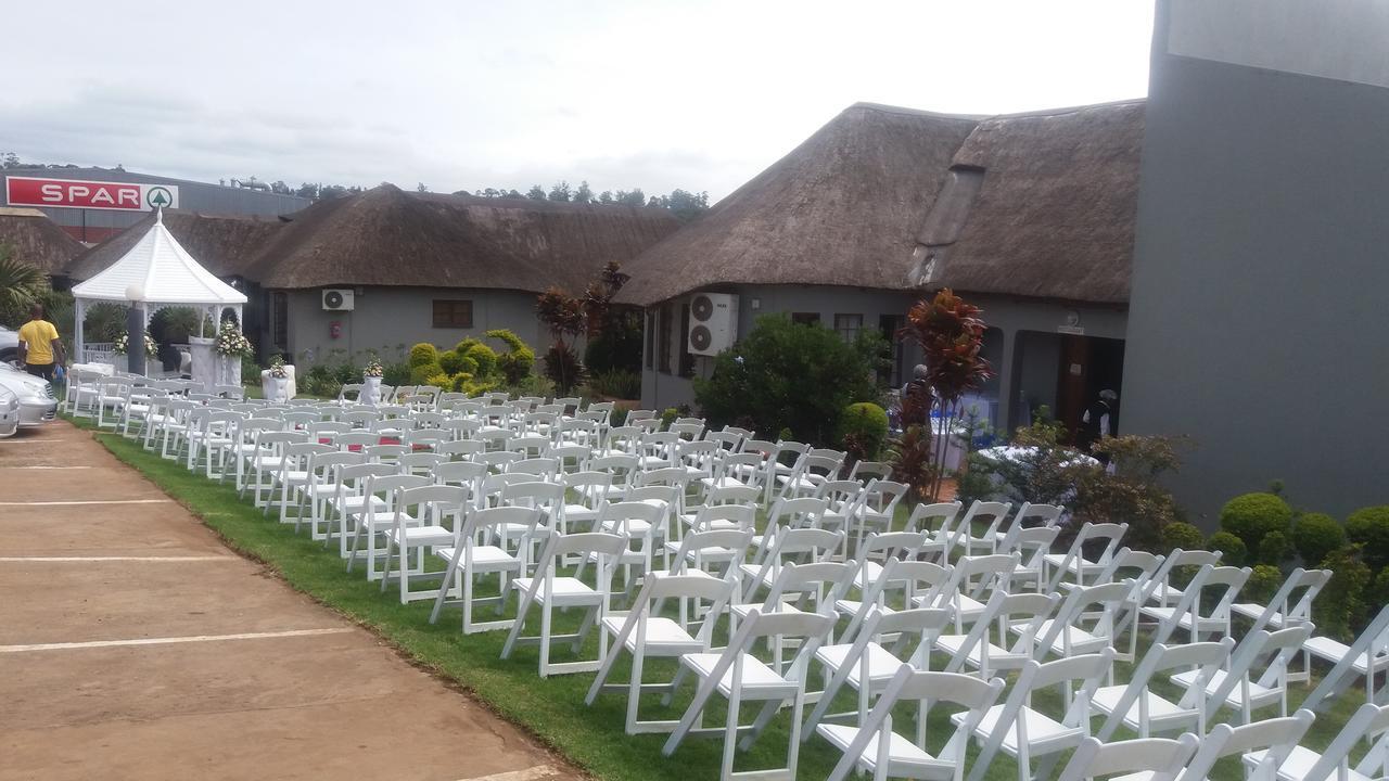 Nongoma Lodge & Inn Cc Buitenkant foto